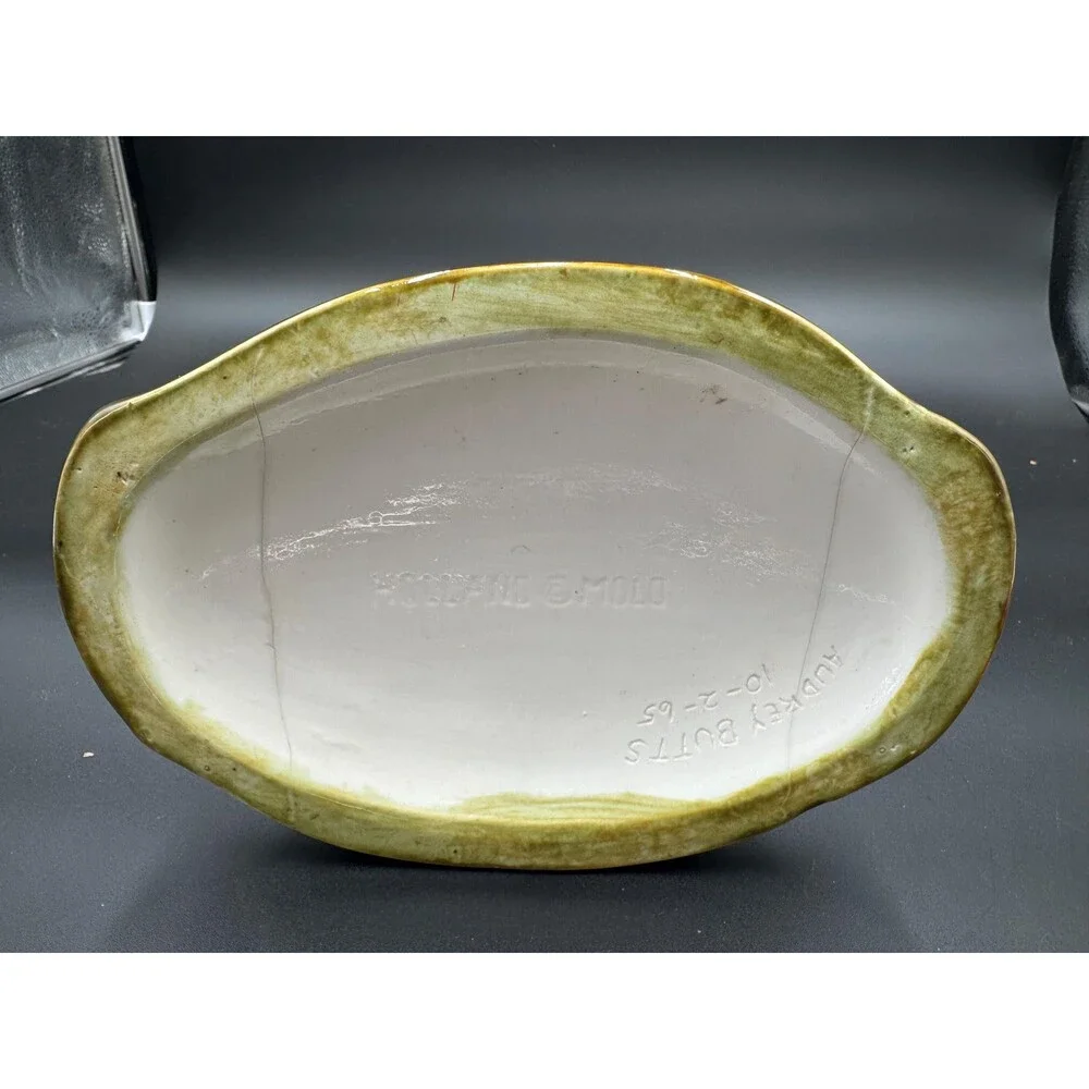 Unbranded 1965 ceramic